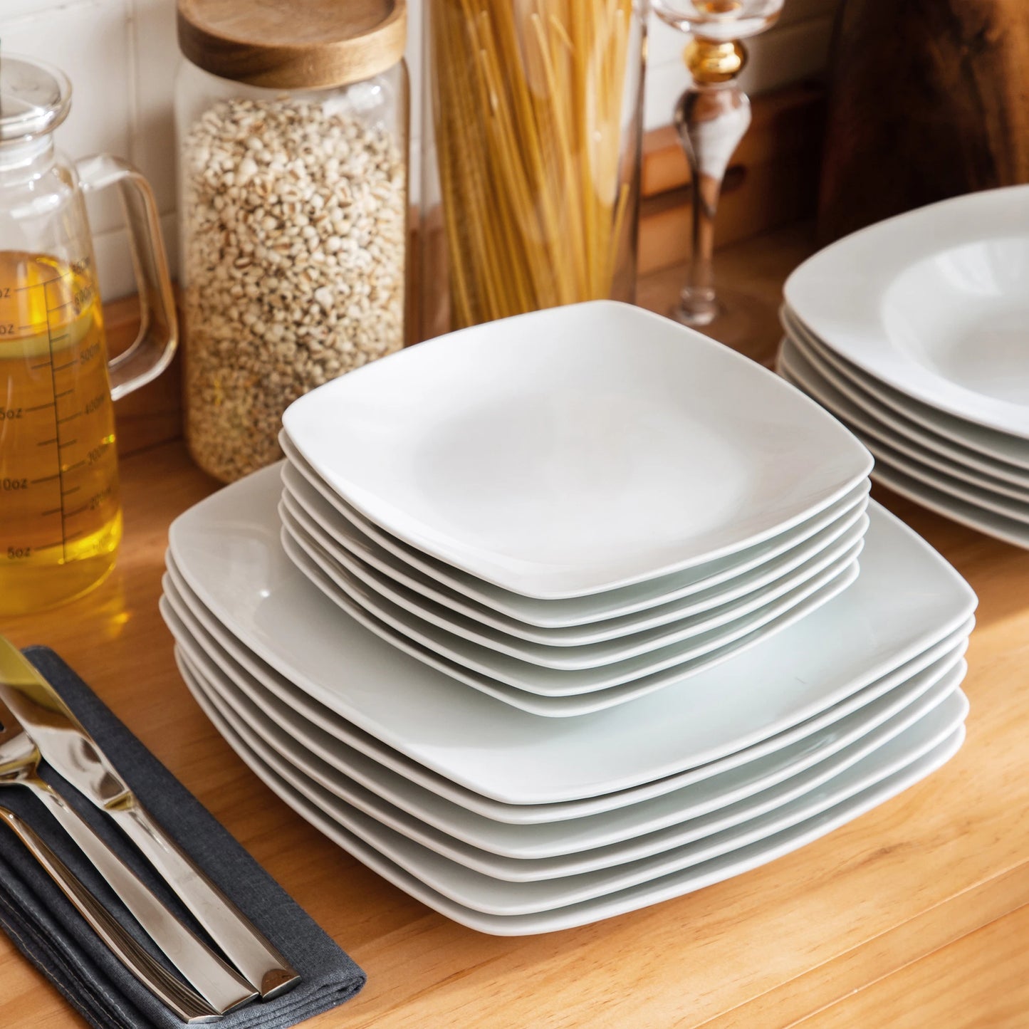 Vaisselle porcelaine 6 personnes - JULIA - 30 pièces