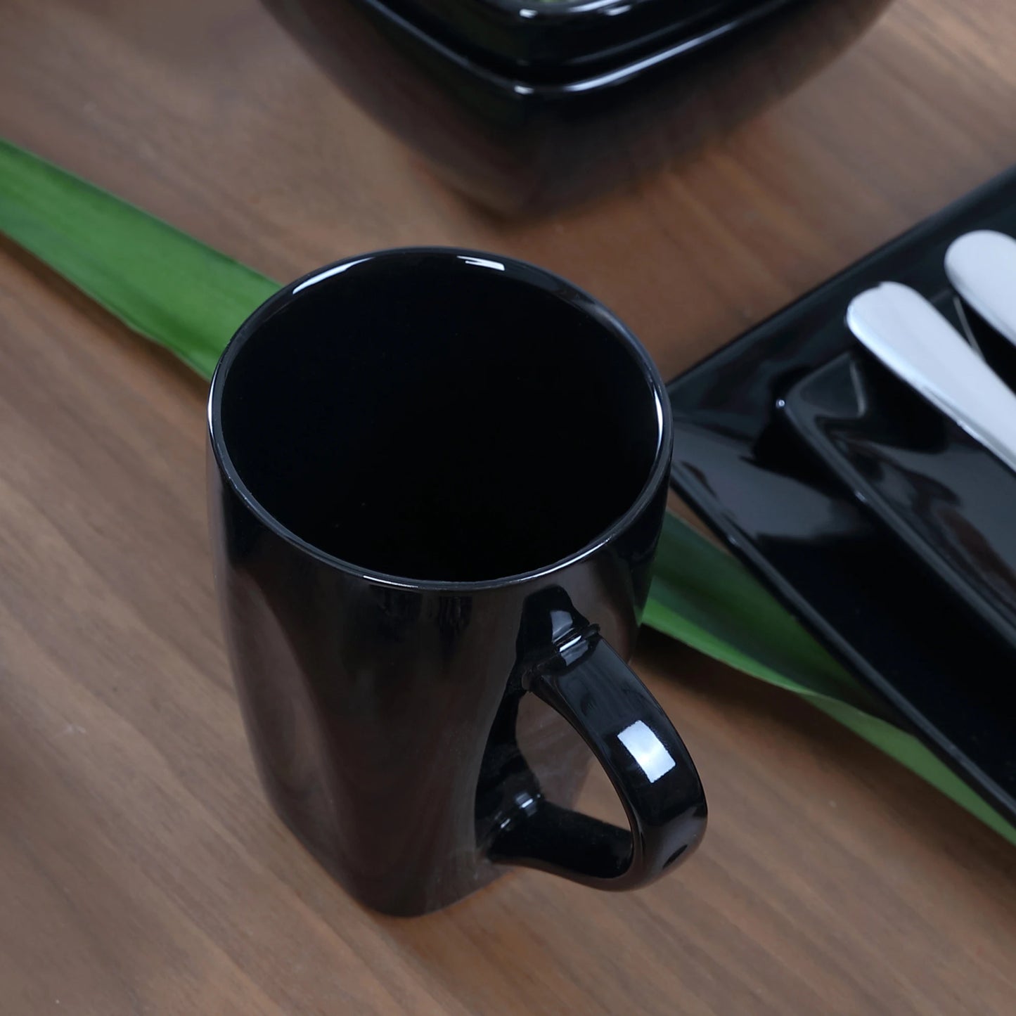 Vaisselle porcelaine 4/12 personnes - SOHO - 16 à 48 pièces