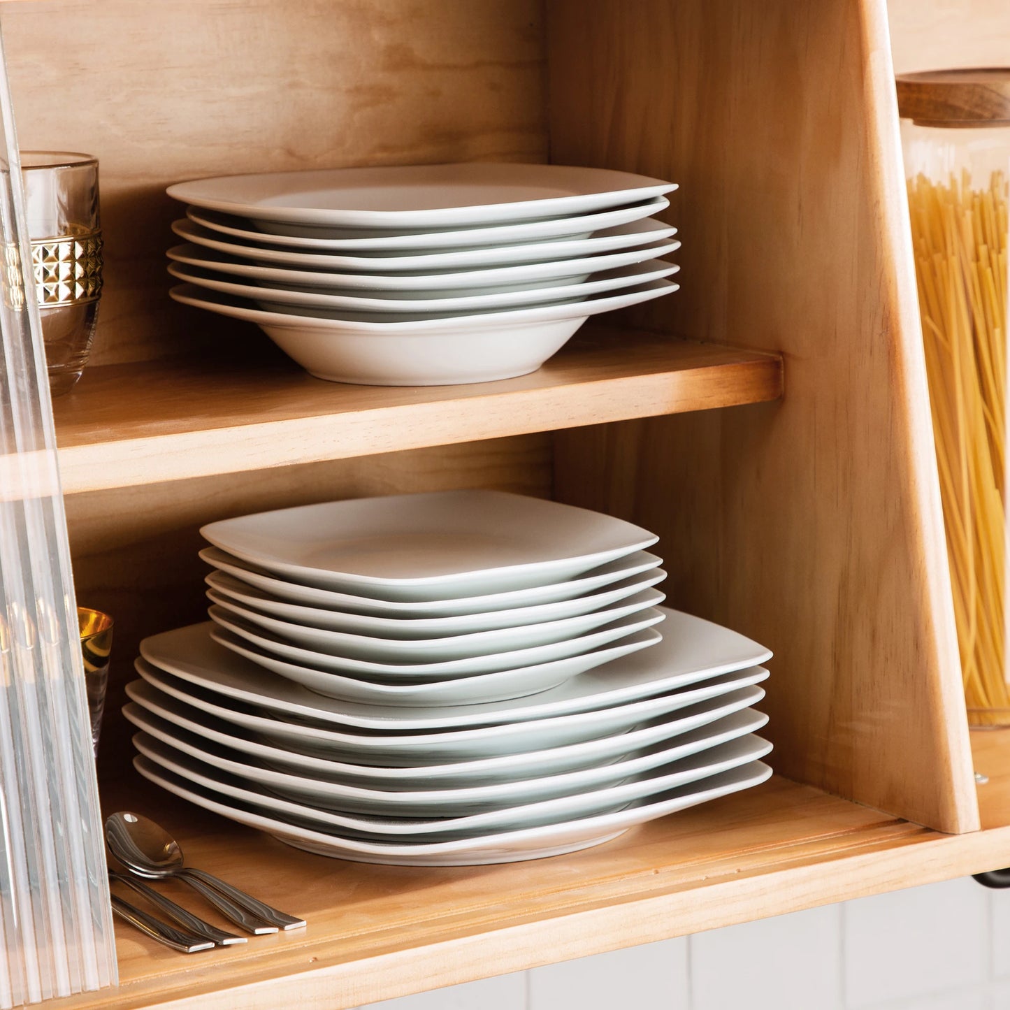 Vaisselle porcelaine 6 personnes - JULIA - 30 pièces