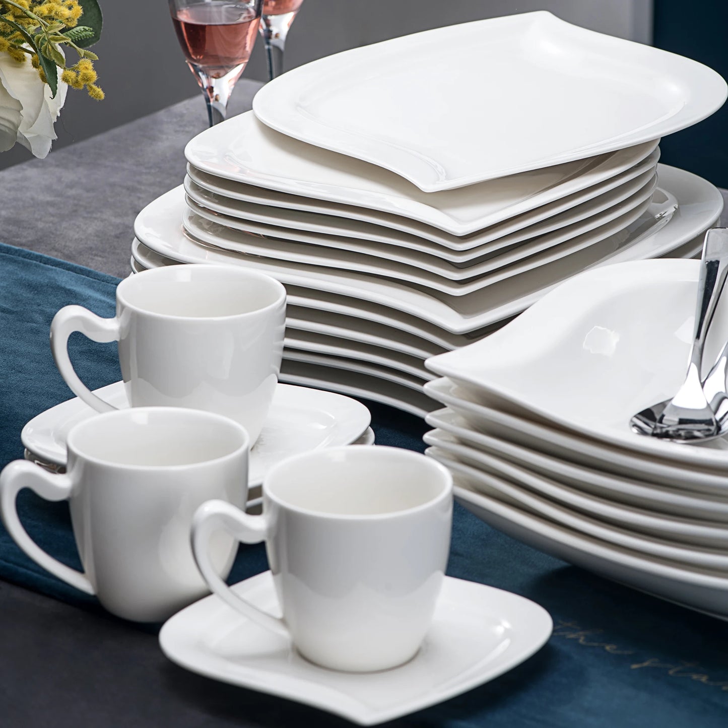 Vaisselle porcelaine 6/12 personnes - ELVIRA - 30 à 60 pièces