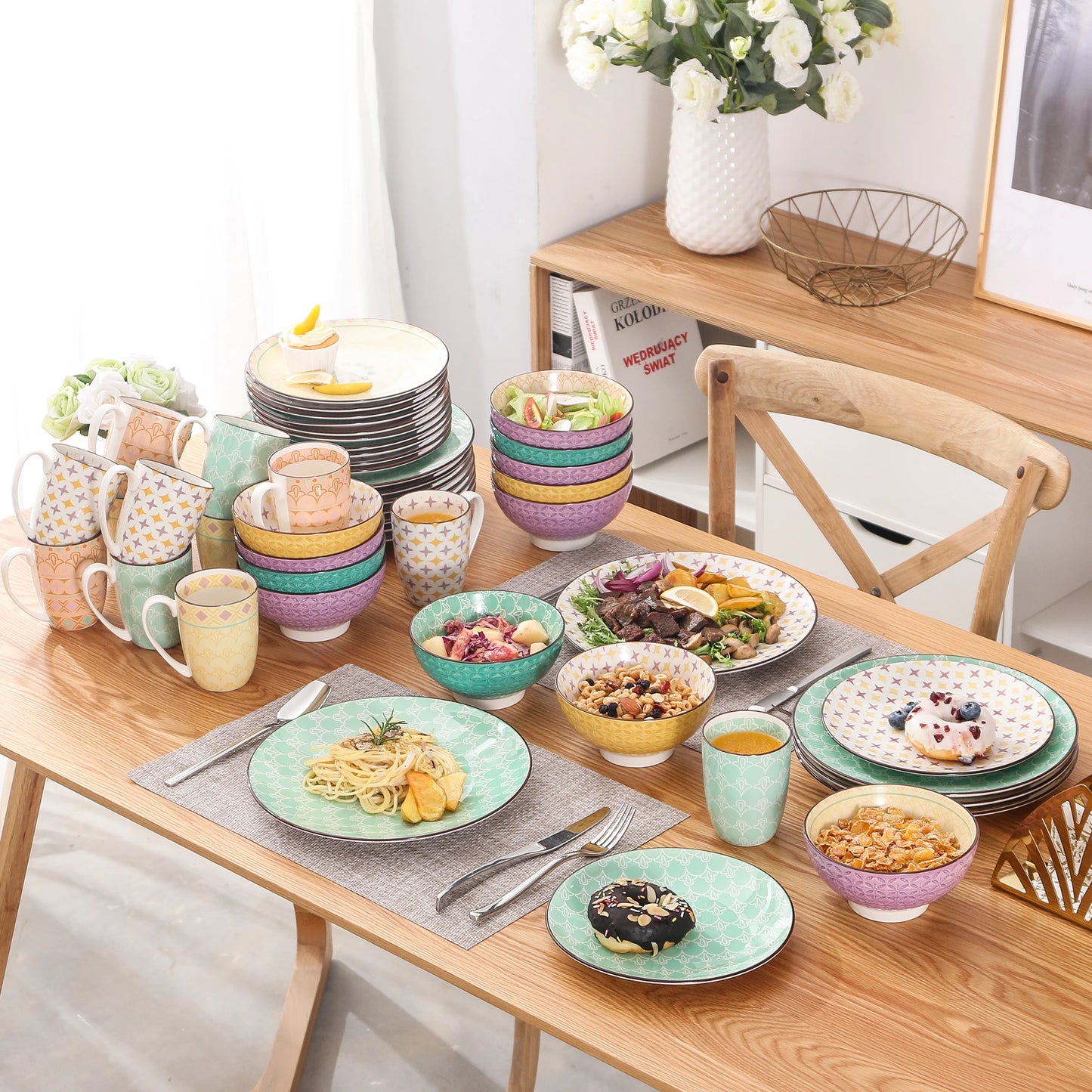 Vaisselle porcelaine 4/12 personnes - TULIP - 16 à 48 pièces