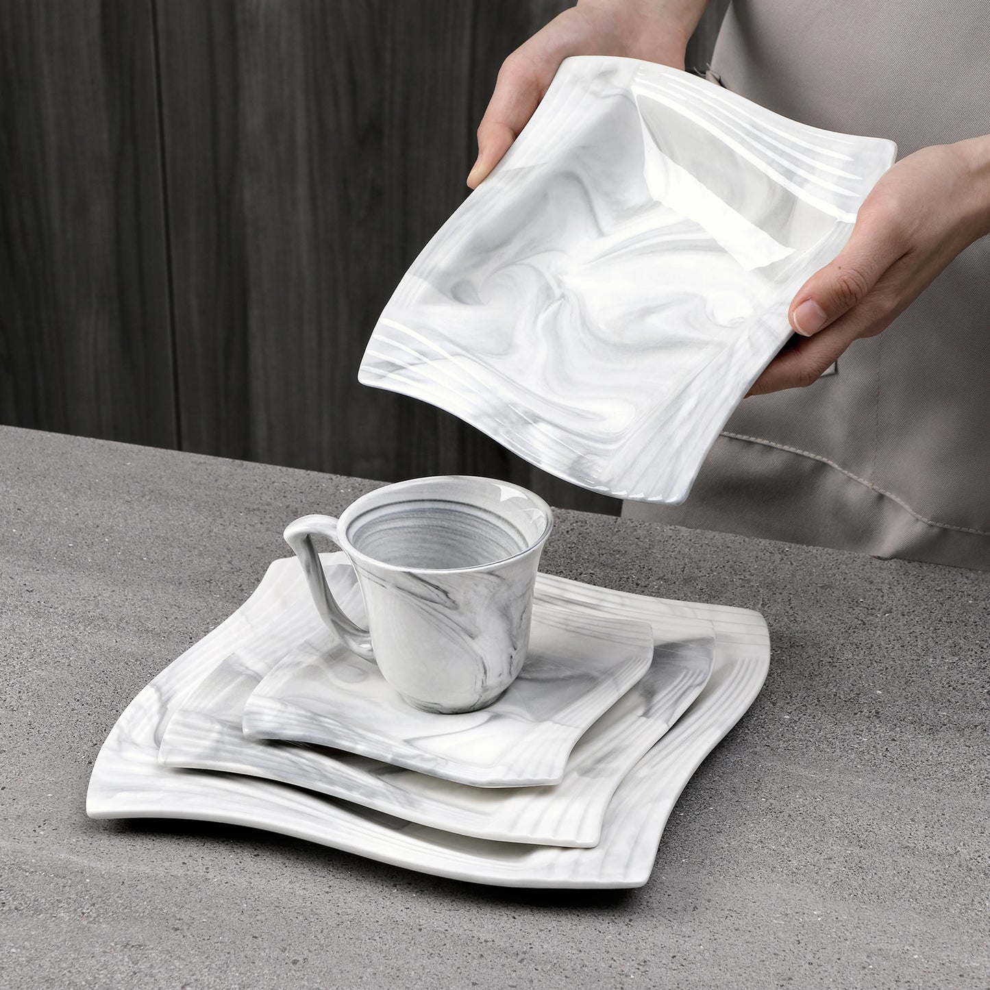 Vaisselle porcelaine 6/12 personnes - AMPARO - 30 à 60 pièces