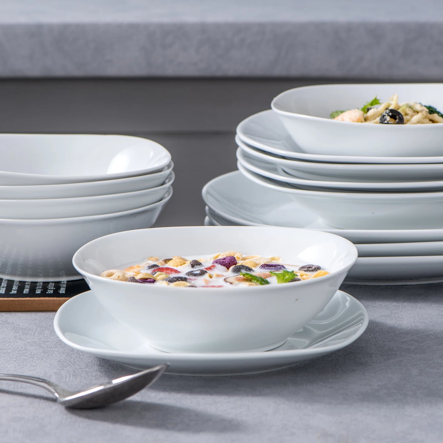 Vaisselle porcelaine 6 personnes - ELSA - 24 pièces