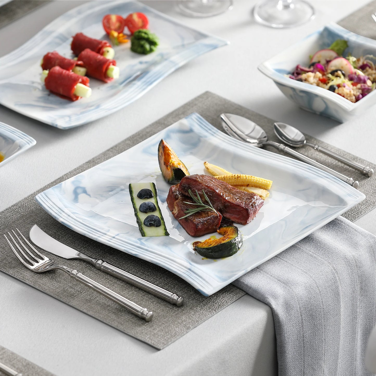 Vaisselle porcelaine 6 personnes - FLORA - 26 pièces