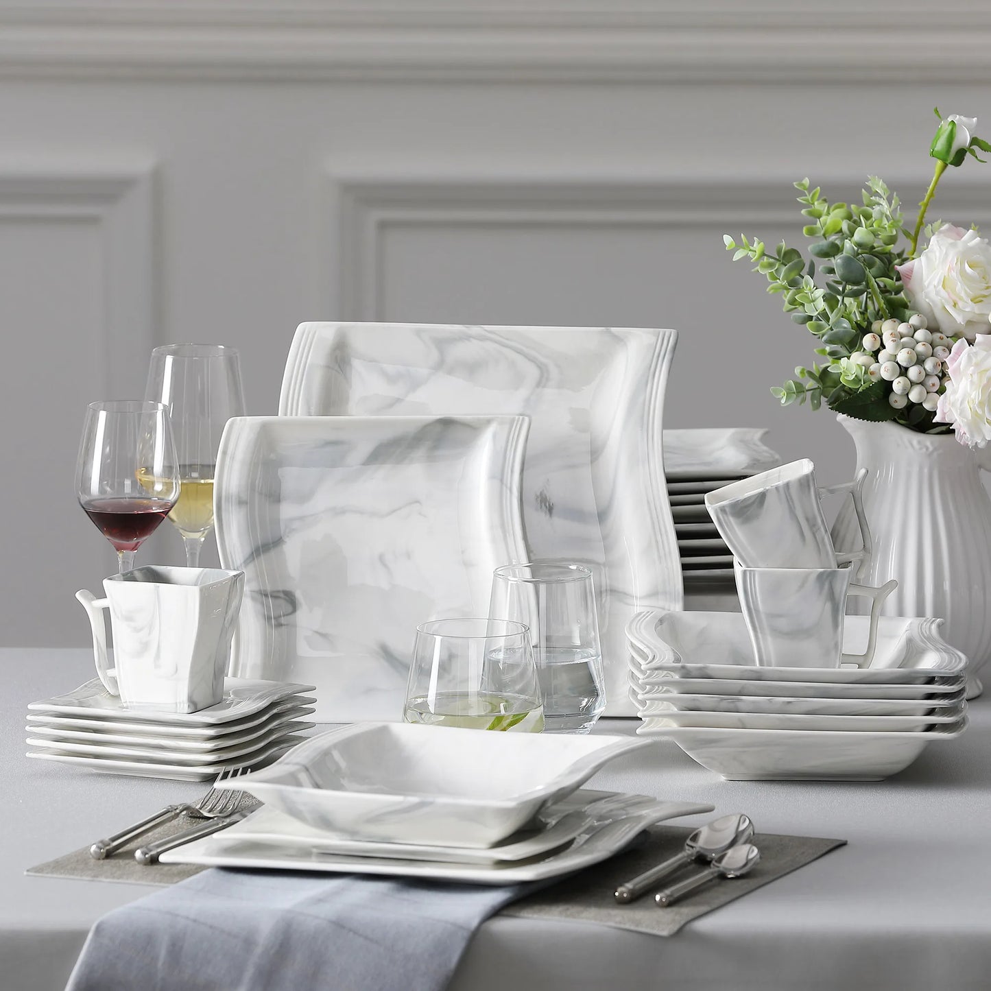 Vaisselle porcelaine 6/12 personnes - FLORA 30 à 60 pièces