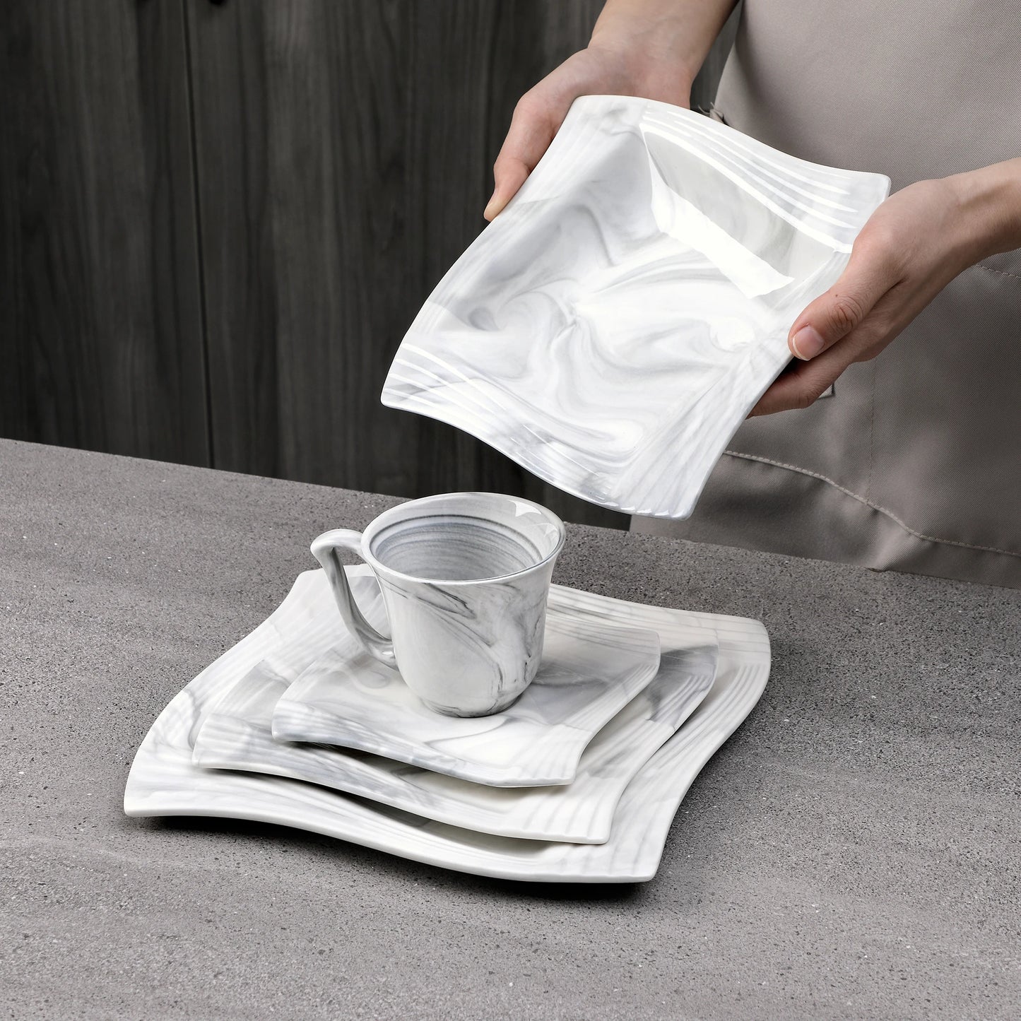 Vaisselle porcelaine 6/12 personnes - AMPARO - 30 à 60 pièces