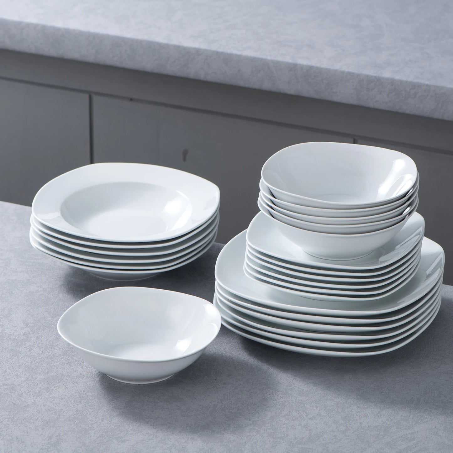 Vaisselle porcelaine 6 personnes - ELSA - 24 pièces