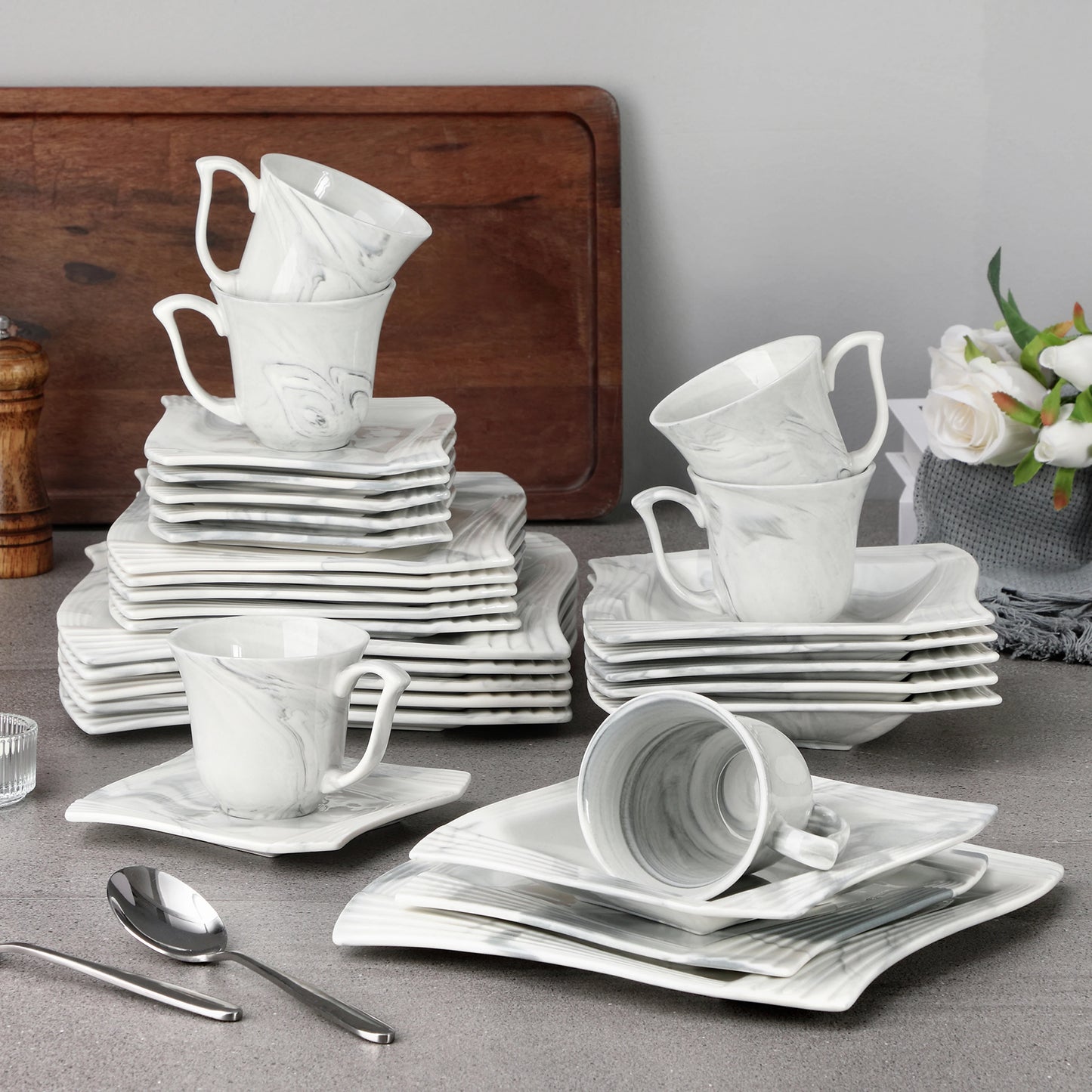 Vaisselle porcelaine 6/12 personnes - AMPARO - 30 à 60 pièces