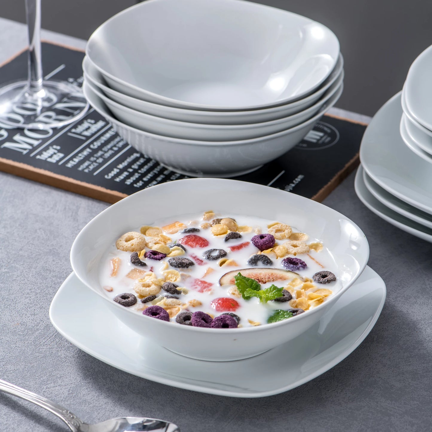 Vaisselle porcelaine 6 personnes - ELSA - 24 pièces