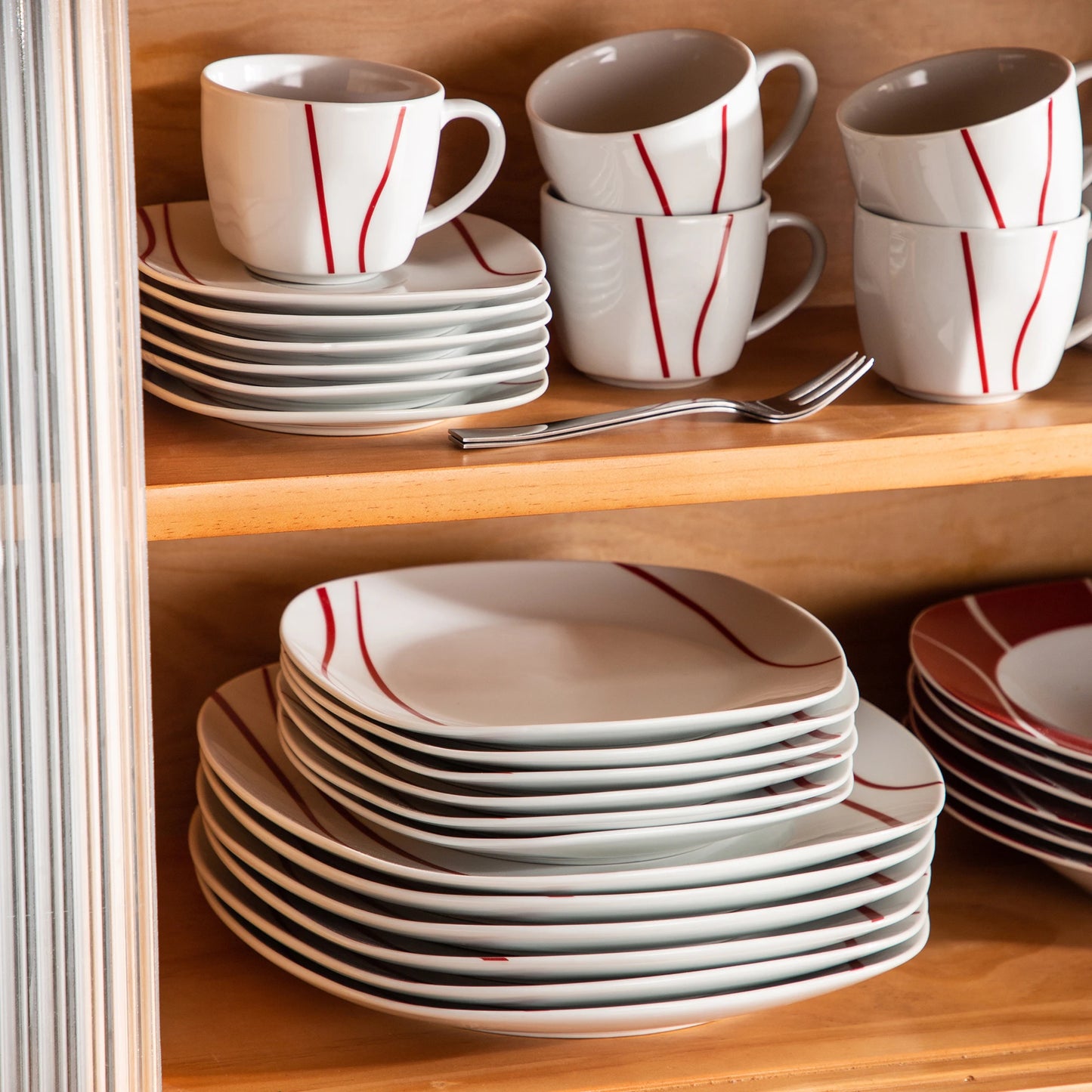 Vaisselle porcelaine 6 personnes - FELISA 30 pièces
