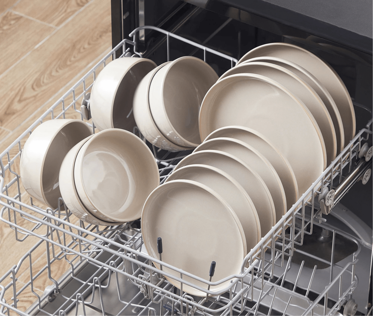 Vaisselle en grès 4/12 personnes - BROW - 16/32 pièces Novia Home 1419312Piece2BROW7763201336101