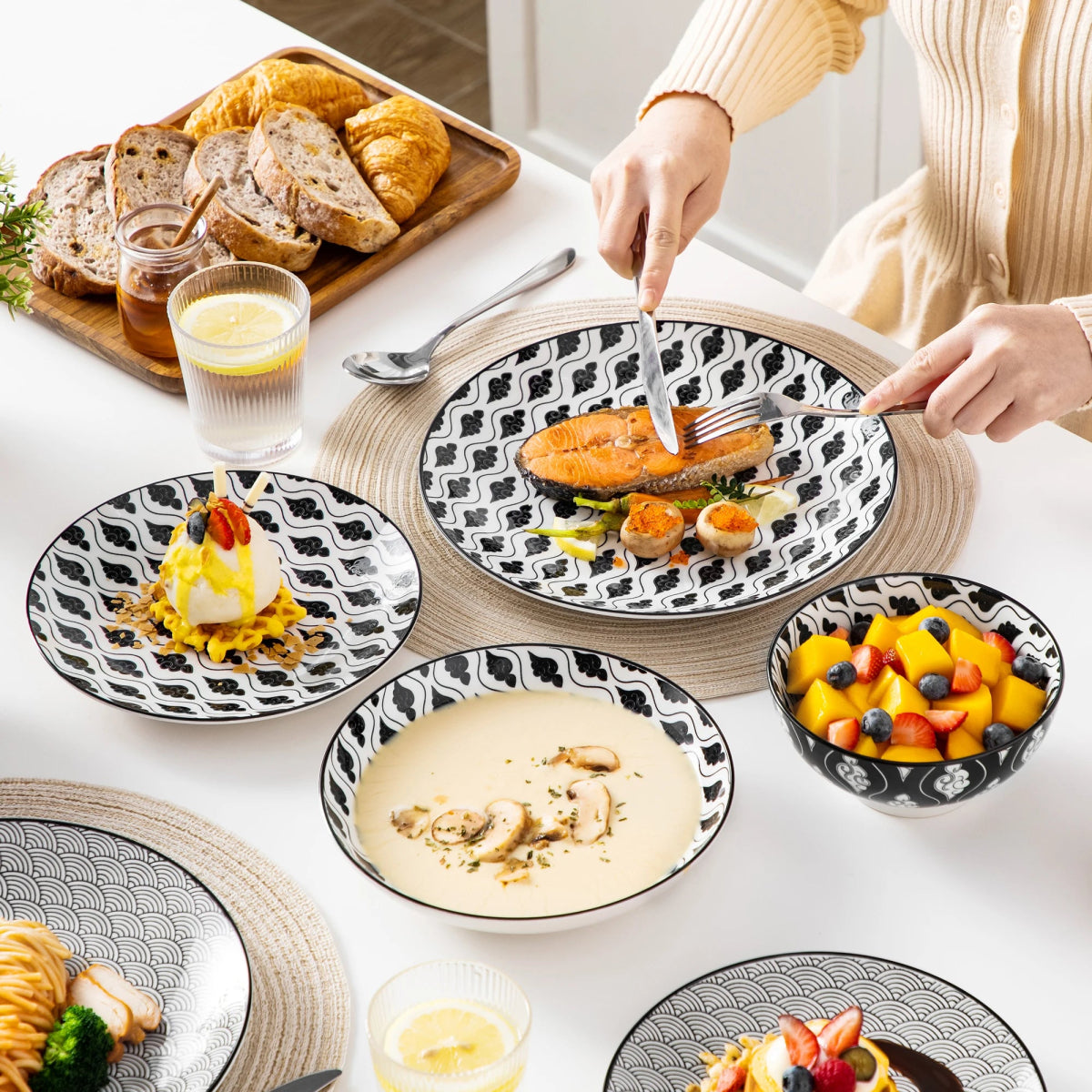 Vaisselle porcelaine 4/8 personnes - HAKURA - 12/32 pièces Novia Home 14-691-16-Piece-200007763-201336101