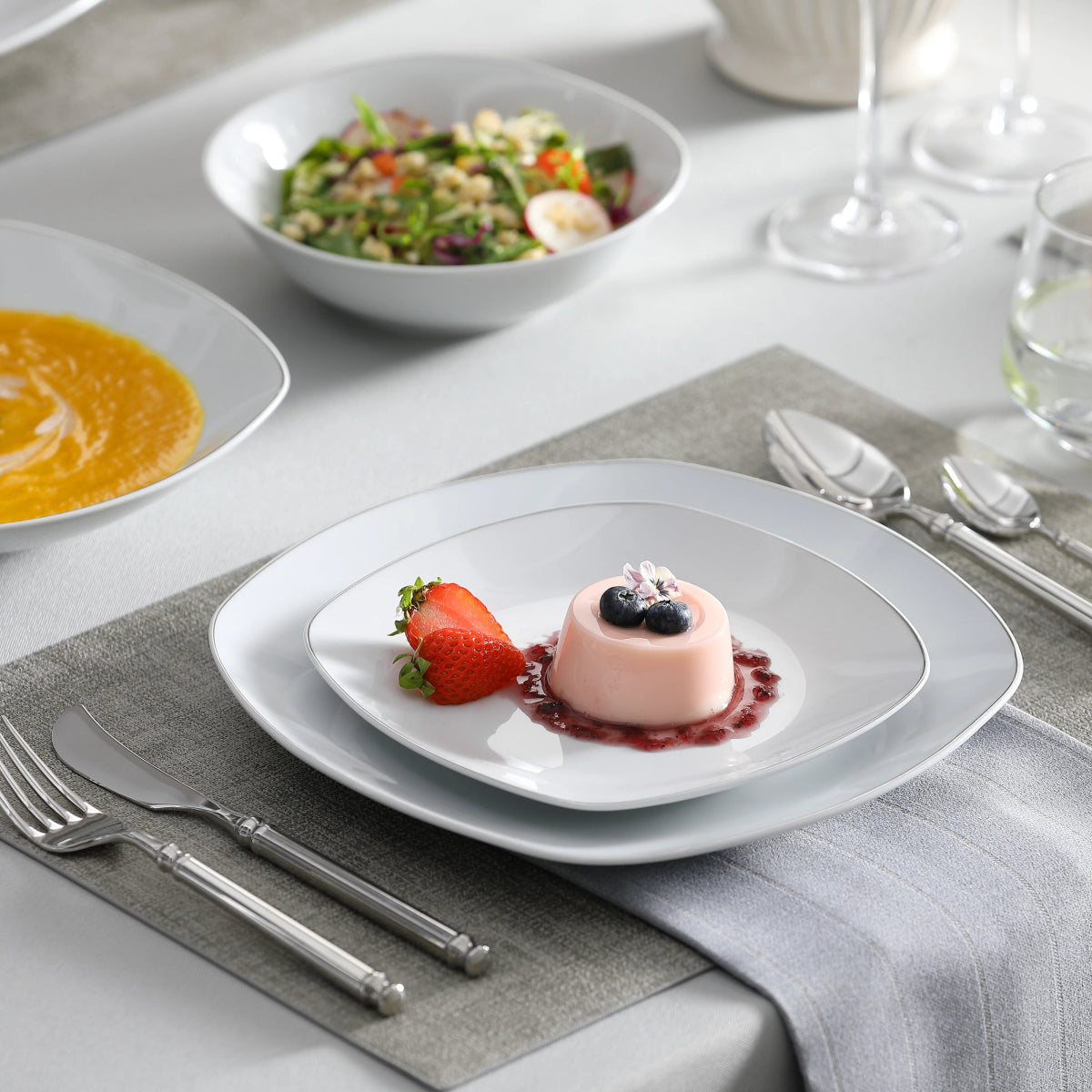 Vaisselle porcelaine 6/12 personnes - ELSA - 24/48 pièces Novia Home 14193ELSA24P2776321336101